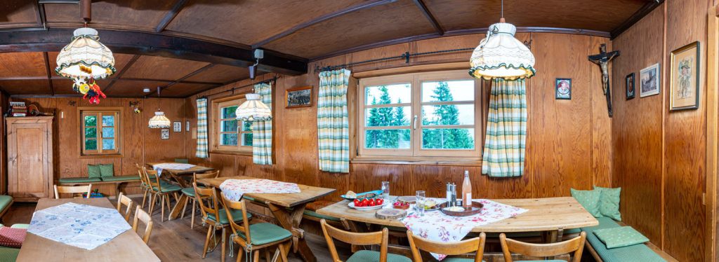 Blick in eine Hüttenstubn